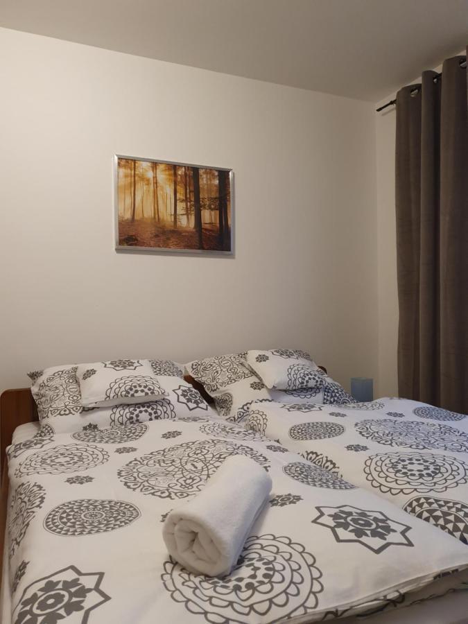 Family Apartman Kovarska Apartment Екстериор снимка