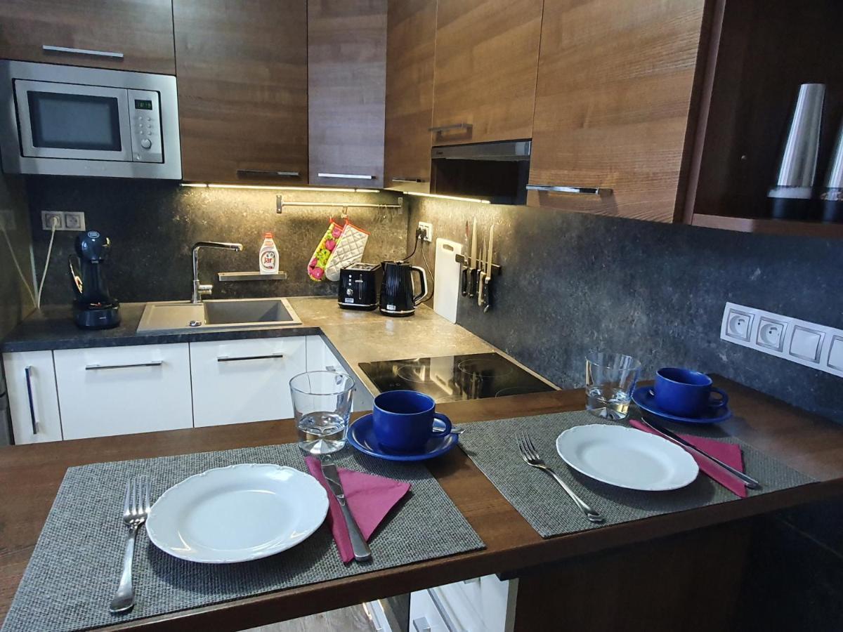 Family Apartman Kovarska Apartment Екстериор снимка