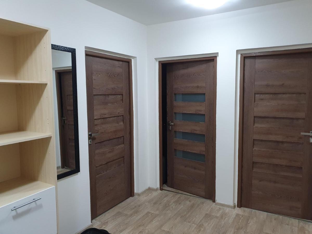 Family Apartman Kovarska Apartment Екстериор снимка